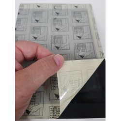 ΜΑΥΡΗ ΠΑΓΙΔΑ ΚΟΛΛΑΣ  ΓΙΑ ΤΗΝ ΠΑΓΙΔΕΥΣΗ ΤΗΣ TUTA ABSOLUTA (24 cm X 17cm)